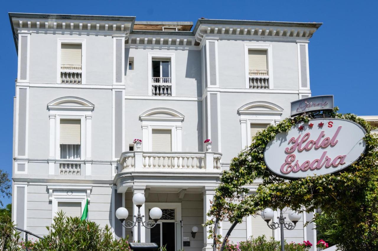 Esedra Hotel 3*