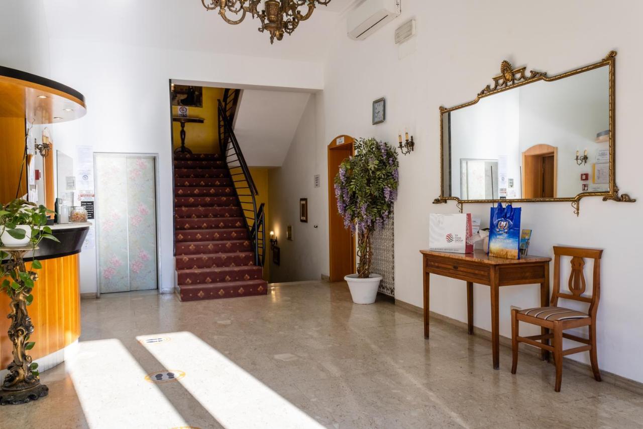 Esedra Rimini